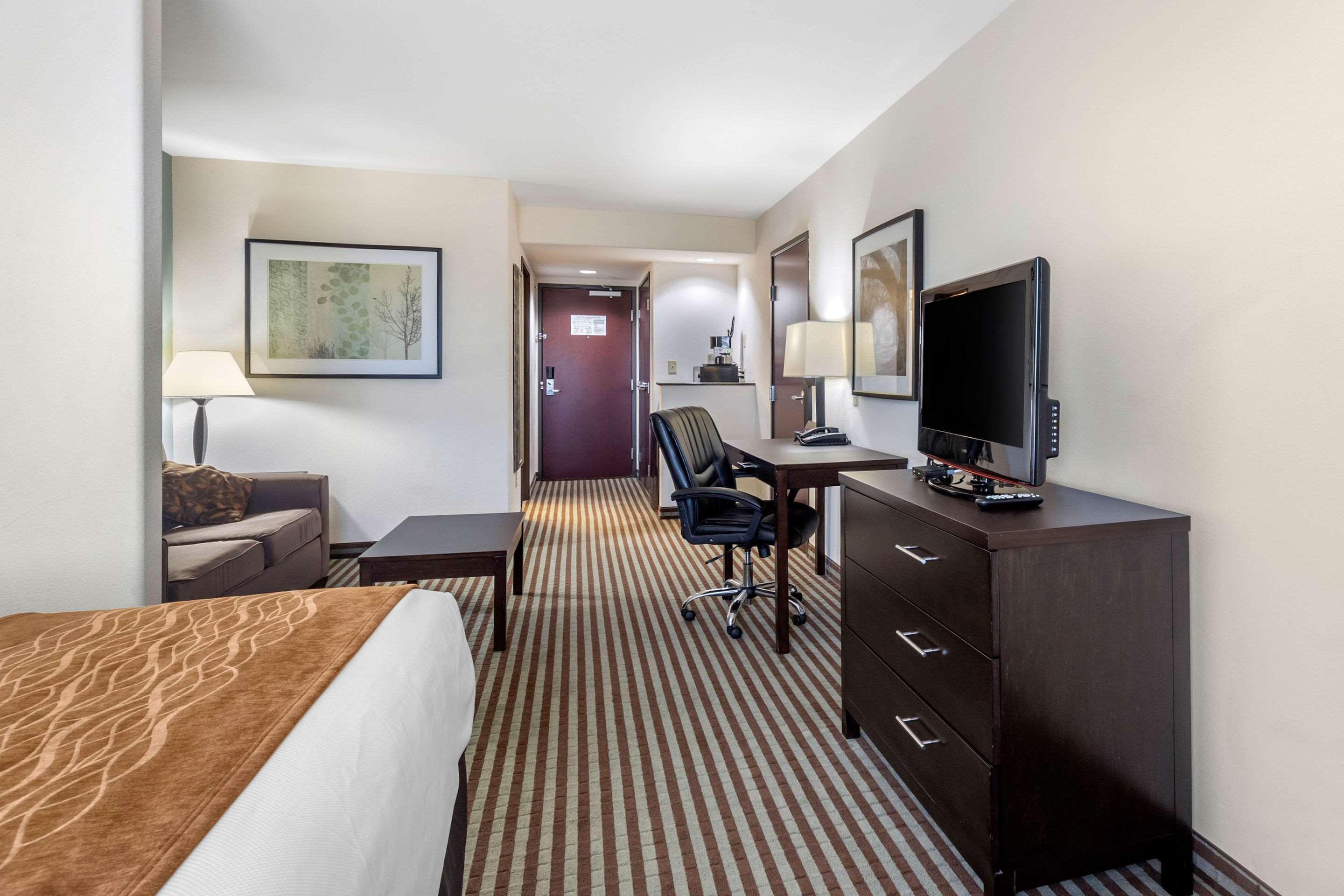 Comfort Inn & Suites Perry I-35 Bagian luar foto