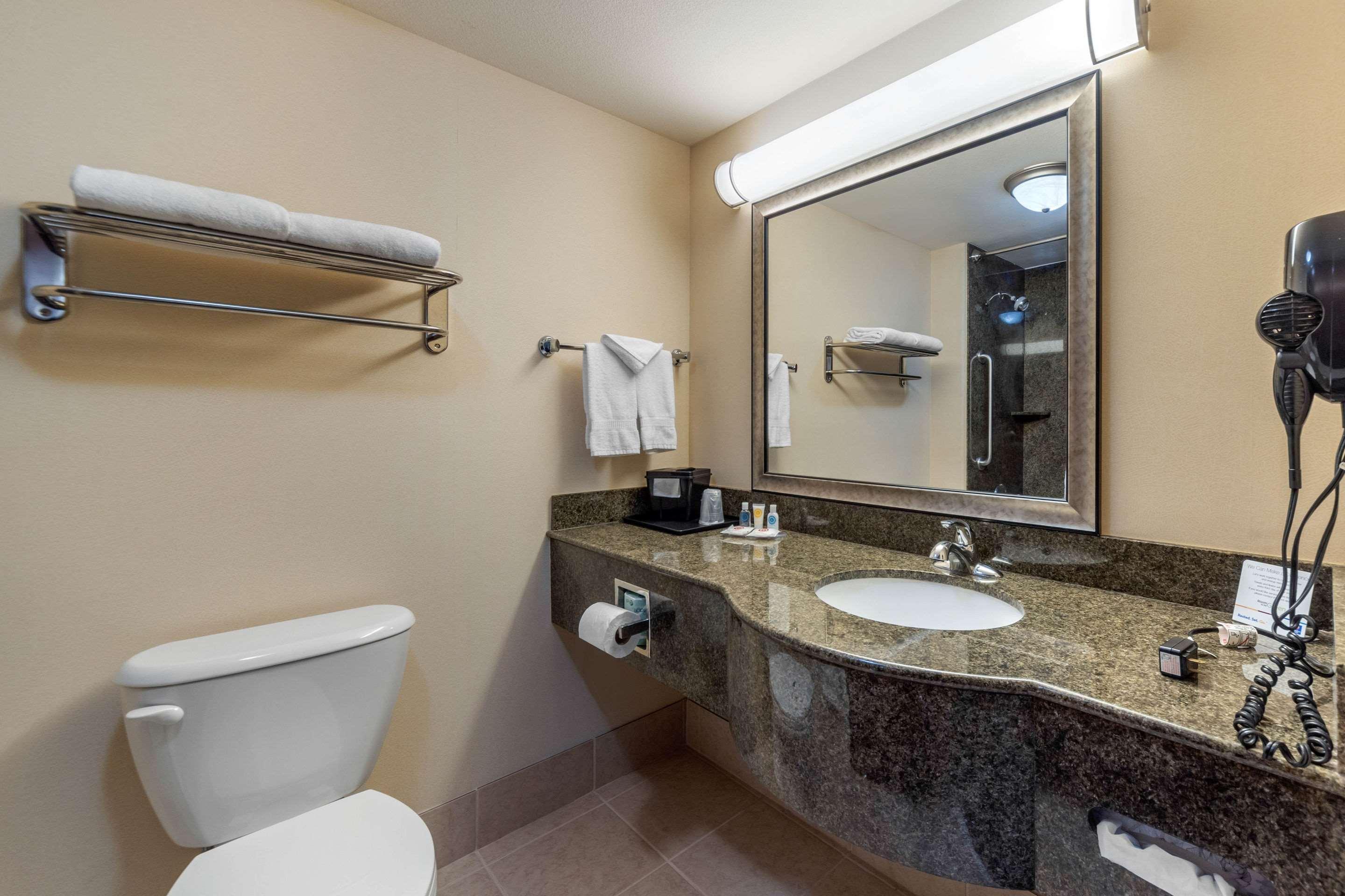 Comfort Inn & Suites Perry I-35 Bagian luar foto