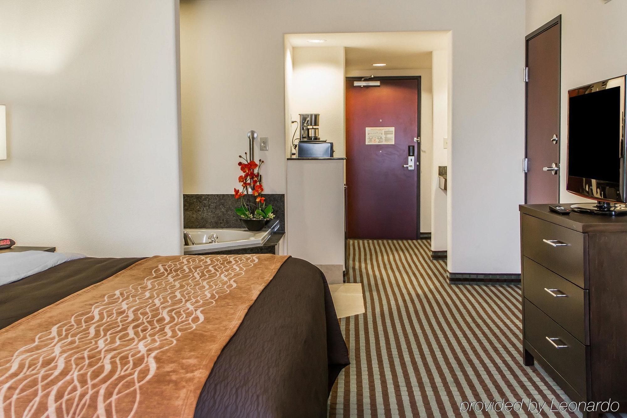 Comfort Inn & Suites Perry I-35 Bagian luar foto